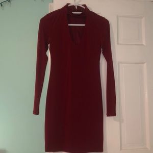 Key hole neck red dress